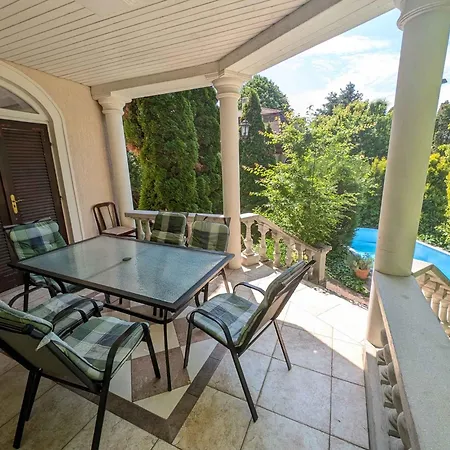 In - Velence-see 20604 *